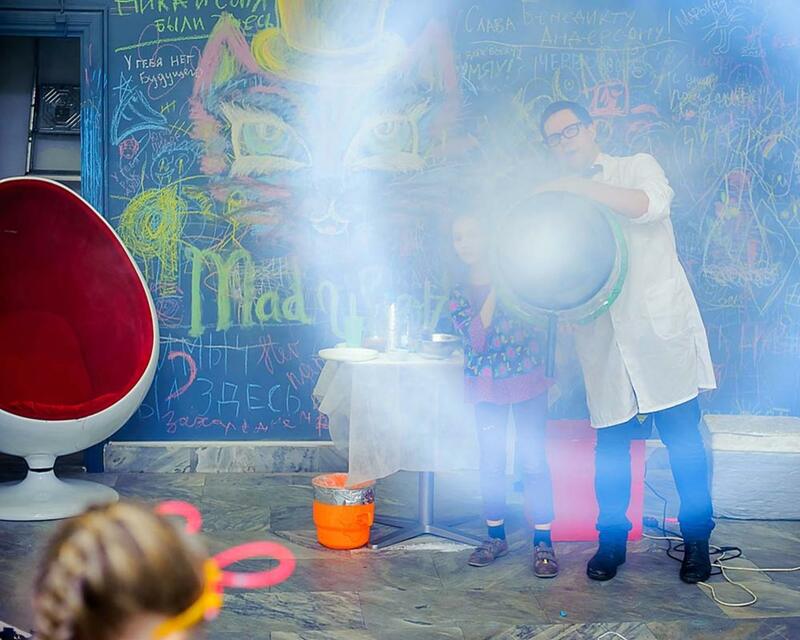 Шоу Дымовых Колец